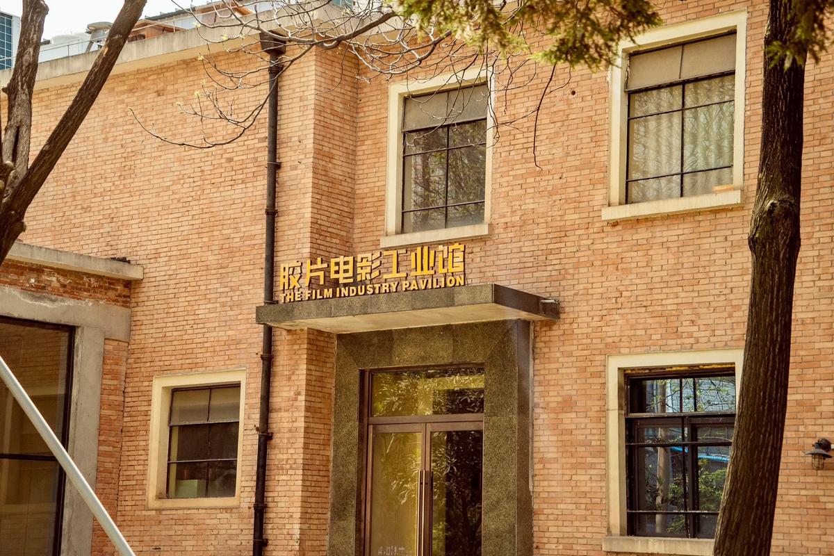 欧美午夜精品人妻的相关介绍