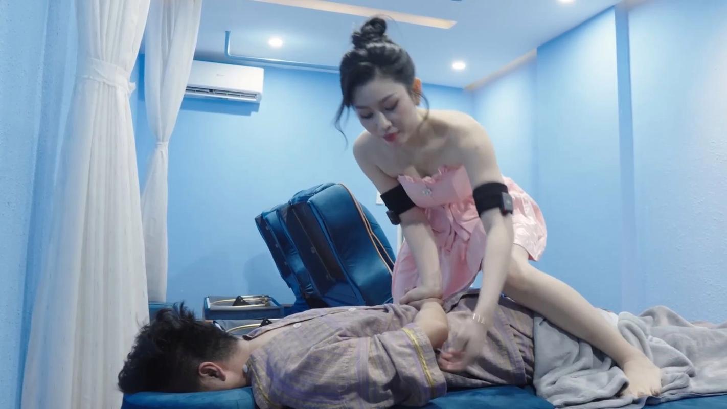 激情片久久久久的相关介绍