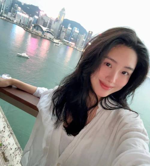 久久午夜激情电影的相关介绍