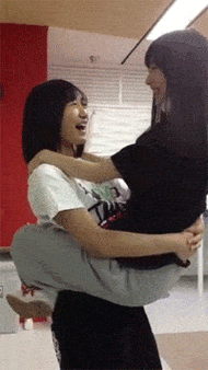 黑丝美女被我艹av的相关介绍