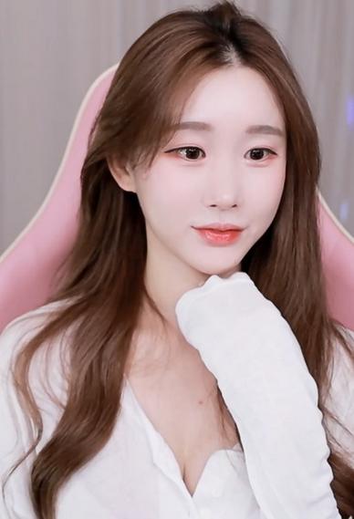 欧美成人综合在线的相关介绍
