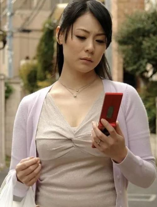 18岁禁在线网站的相关介绍