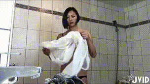 美女老师被我操的视频的相关介绍
