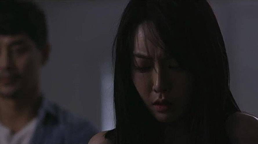 一边摸一边亲一边做爽的相关介绍