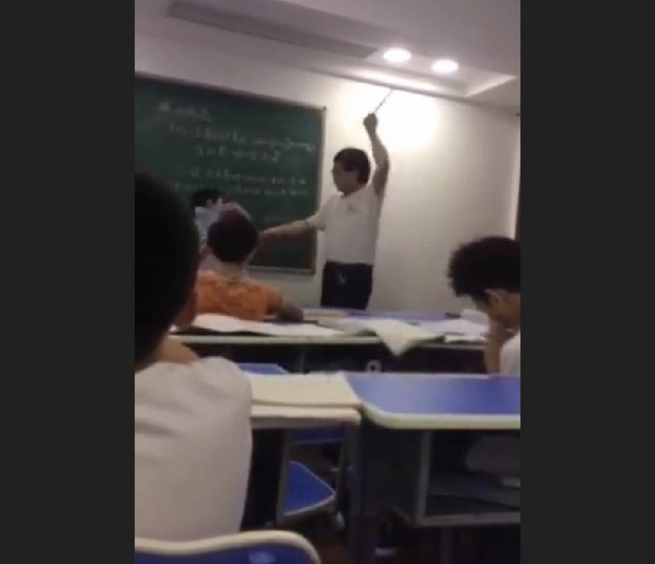 在线黑丝av的相关介绍
