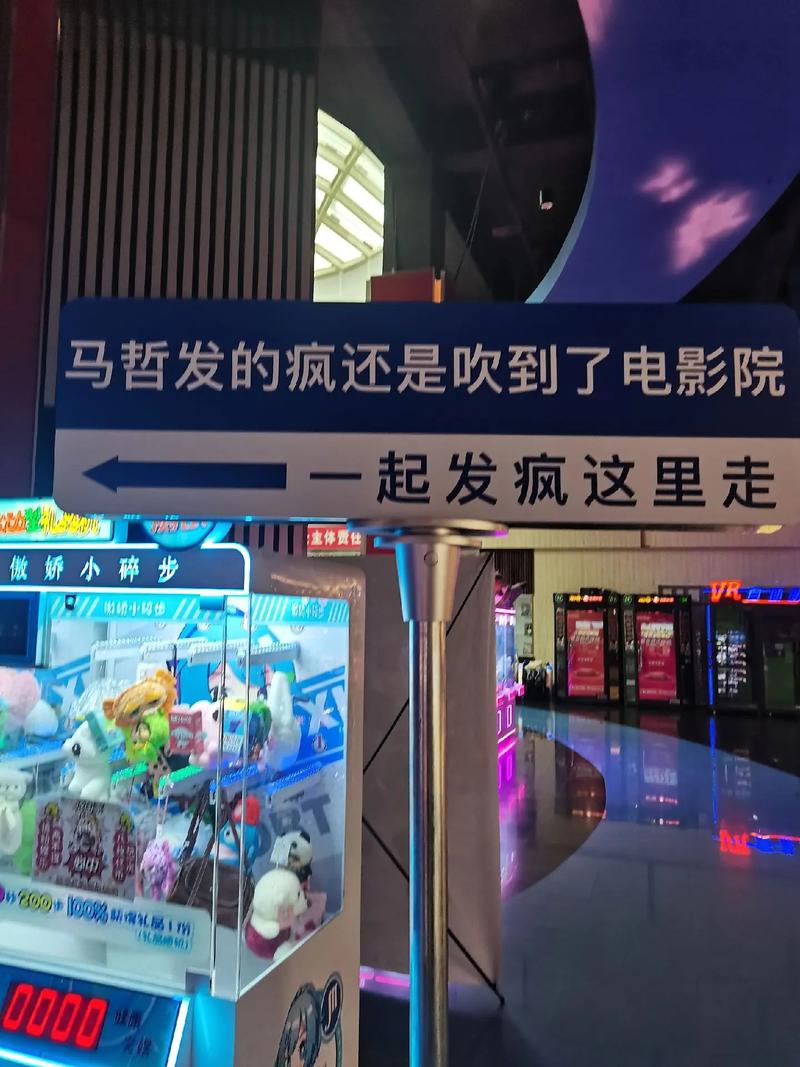 美女操出白的相关介绍
