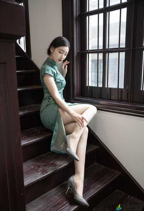美女扒开逼让人操的相关介绍
