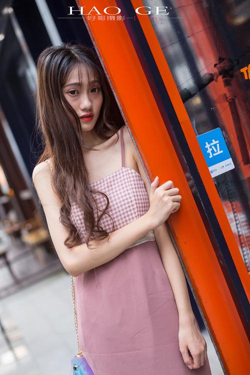 一边揉一边的相关介绍