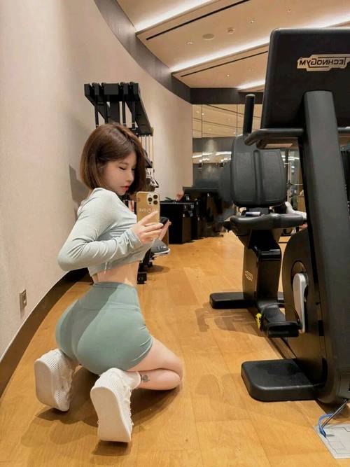 熟女少妇亚洲综合色aaa91的相关介绍