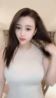女人自己搞免费观看的相关介绍