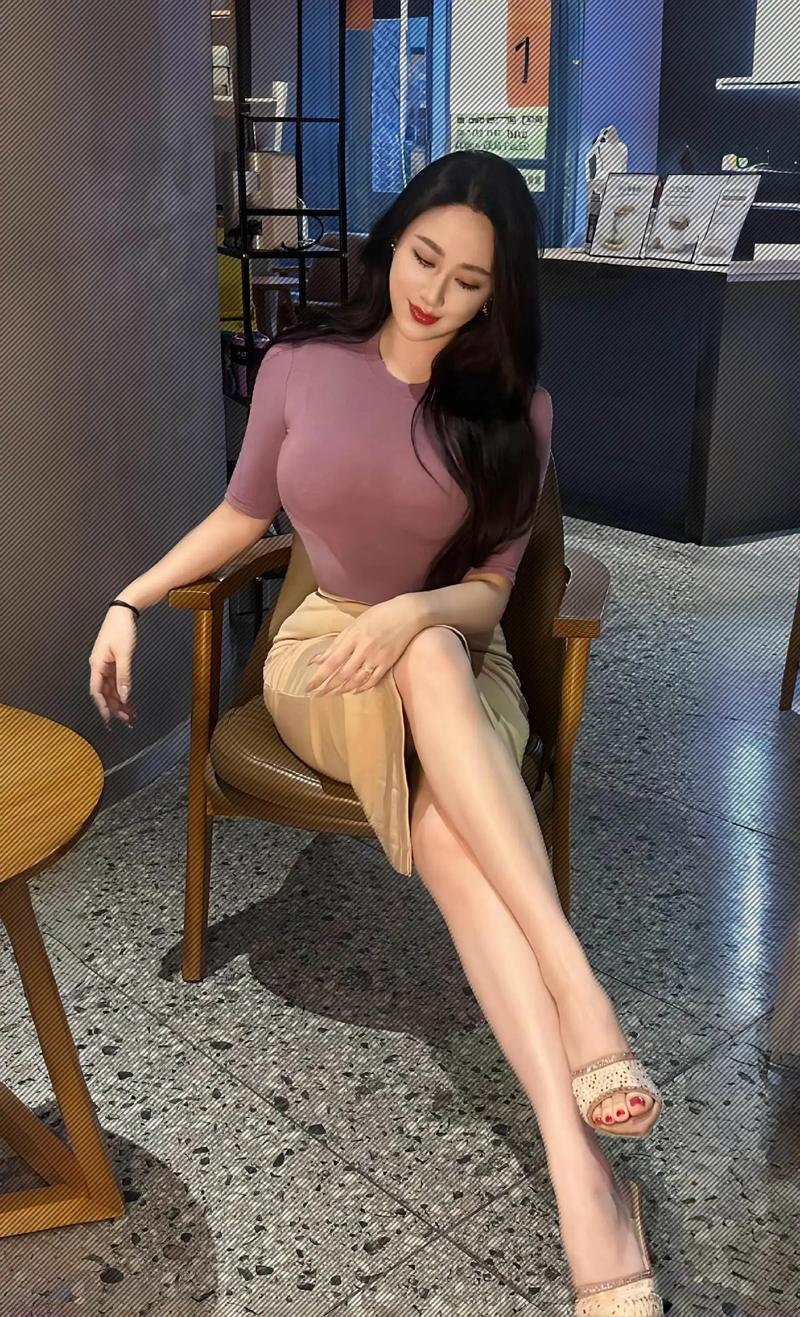 gif巨乳的相关介绍