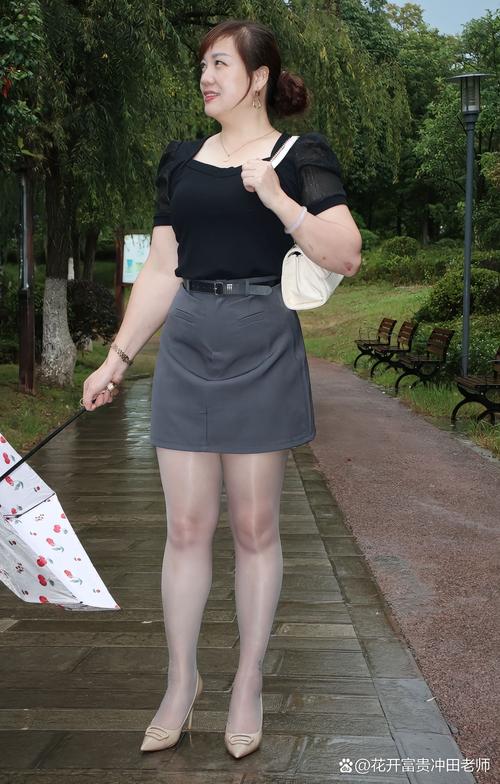少妇一级淫片免费99久久蜜av的相关介绍