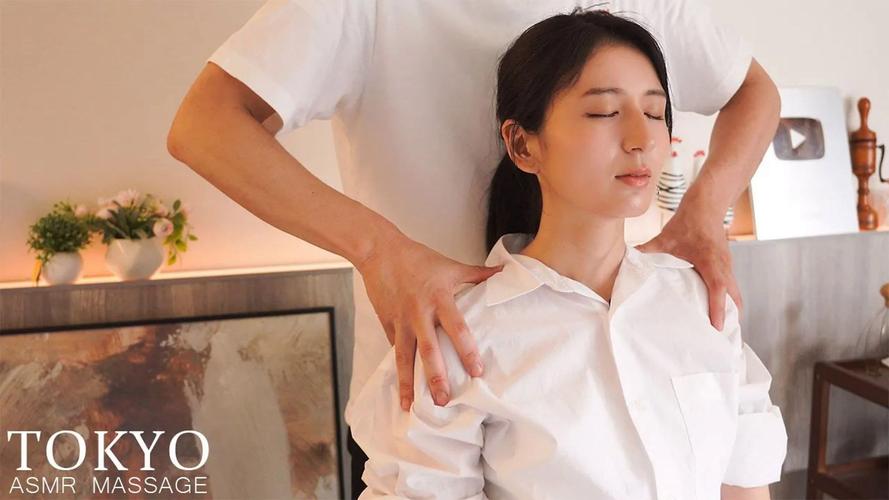 操了女老师的逼的相关介绍
