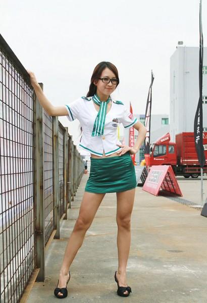 美女被爆操流白浆的相关介绍