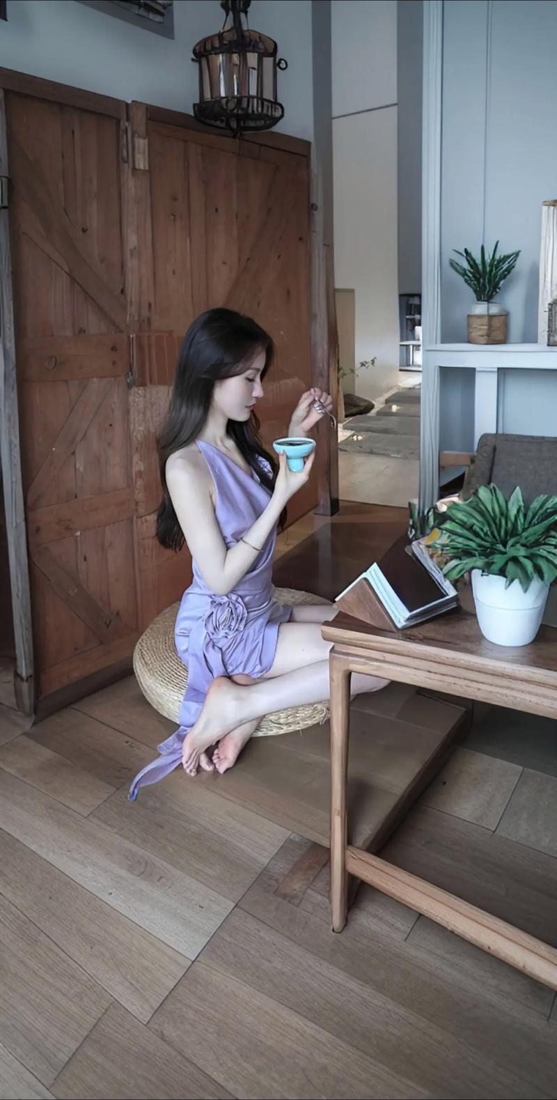 美女喷水18禁在线播放的相关介绍