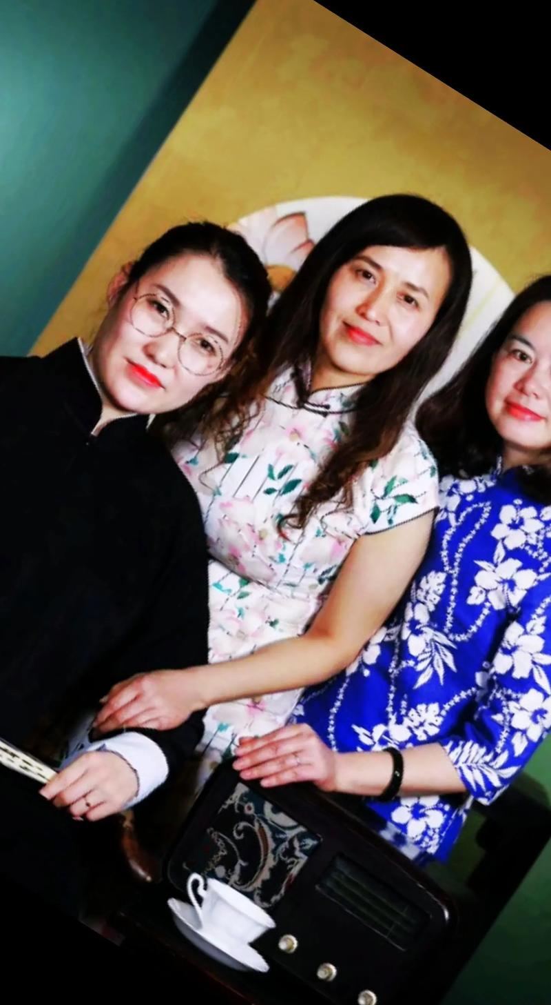 少妇后入av的相关介绍