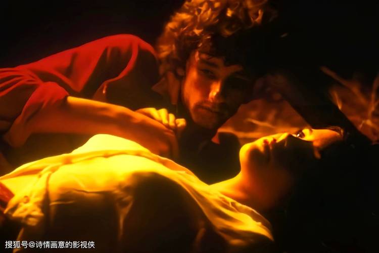 美女老师被强上操哭的相关介绍
