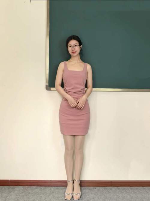 国产av黑丝久久的相关介绍