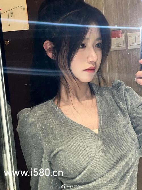 www亚洲综合色少妇一级av的相关介绍