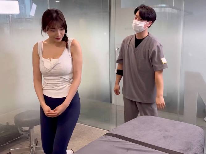 勾引女秘书的相关介绍