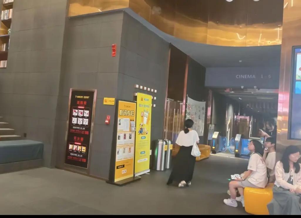岛国毛片勉费看的相关介绍