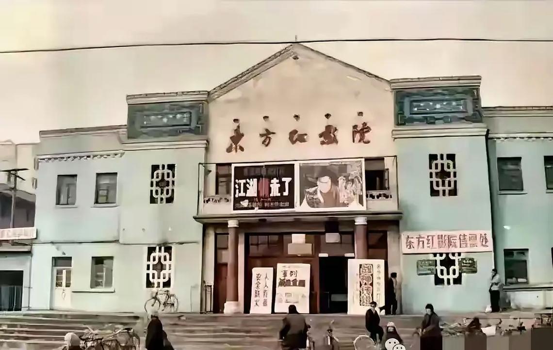 丰满的女友在线免费观看的相关介绍