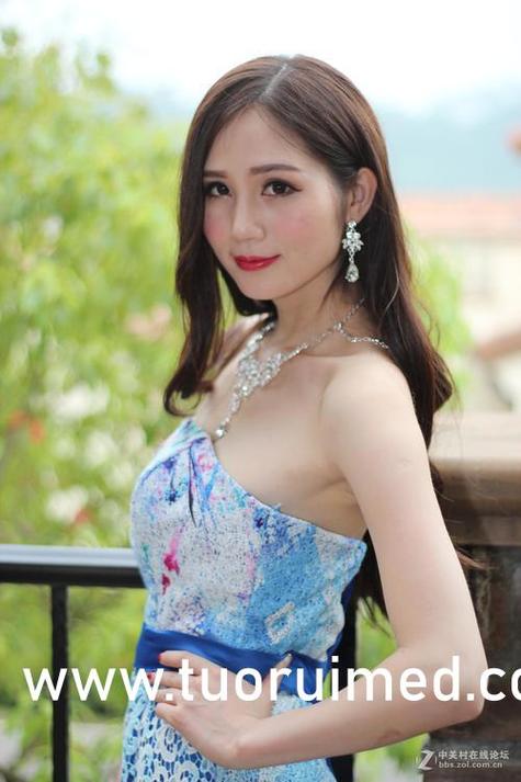 美女操白浆的相关介绍